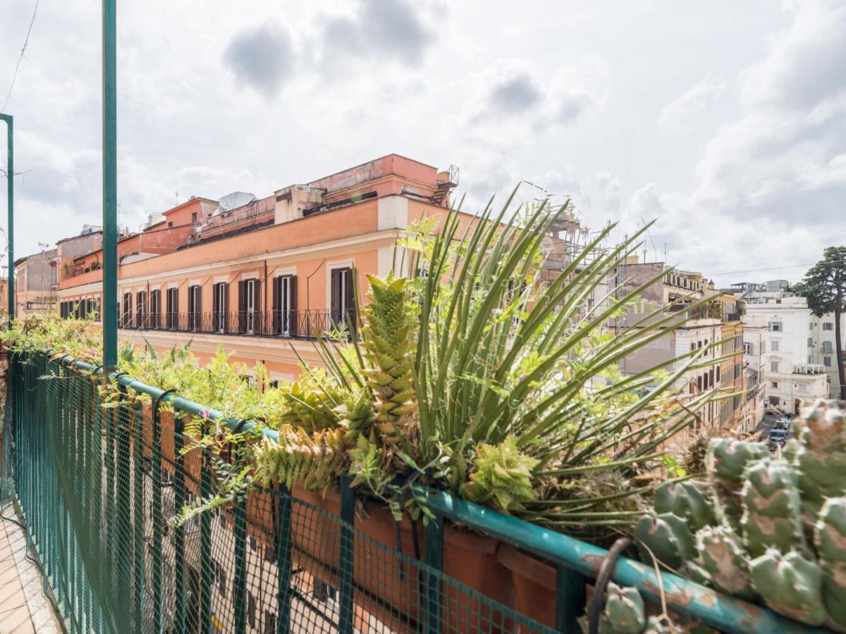 The Best Rent - Elegant Three-Bedroom Apartment A Few Steps From Fontana Di Trevi Ngoại thất bức ảnh