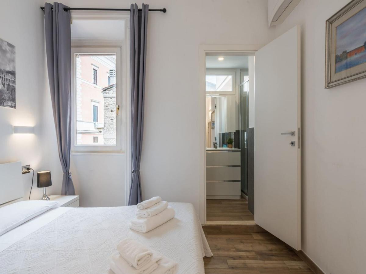 The Best Rent - Elegant Three-Bedroom Apartment A Few Steps From Fontana Di Trevi Ngoại thất bức ảnh
