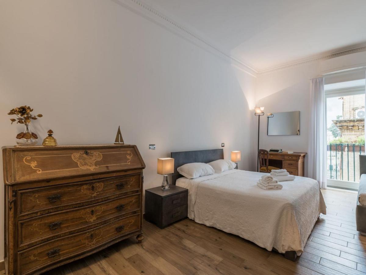 The Best Rent - Elegant Three-Bedroom Apartment A Few Steps From Fontana Di Trevi Ngoại thất bức ảnh