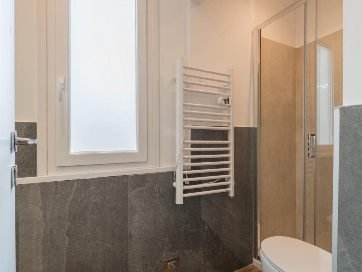 The Best Rent - Elegant Three-Bedroom Apartment A Few Steps From Fontana Di Trevi Ngoại thất bức ảnh