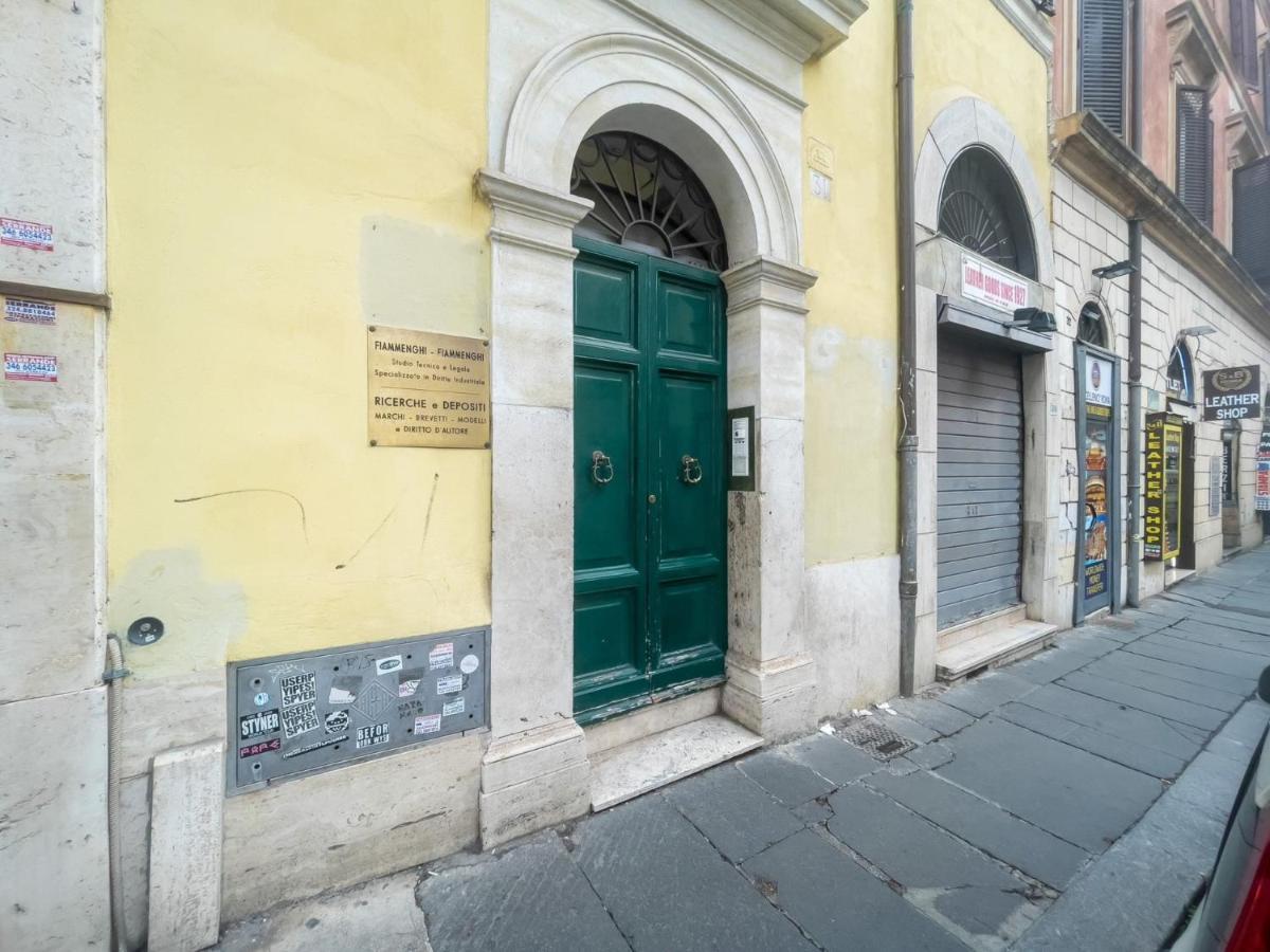 The Best Rent - Elegant Three-Bedroom Apartment A Few Steps From Fontana Di Trevi Ngoại thất bức ảnh