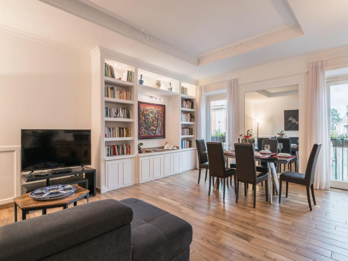 The Best Rent - Elegant Three-Bedroom Apartment A Few Steps From Fontana Di Trevi Ngoại thất bức ảnh