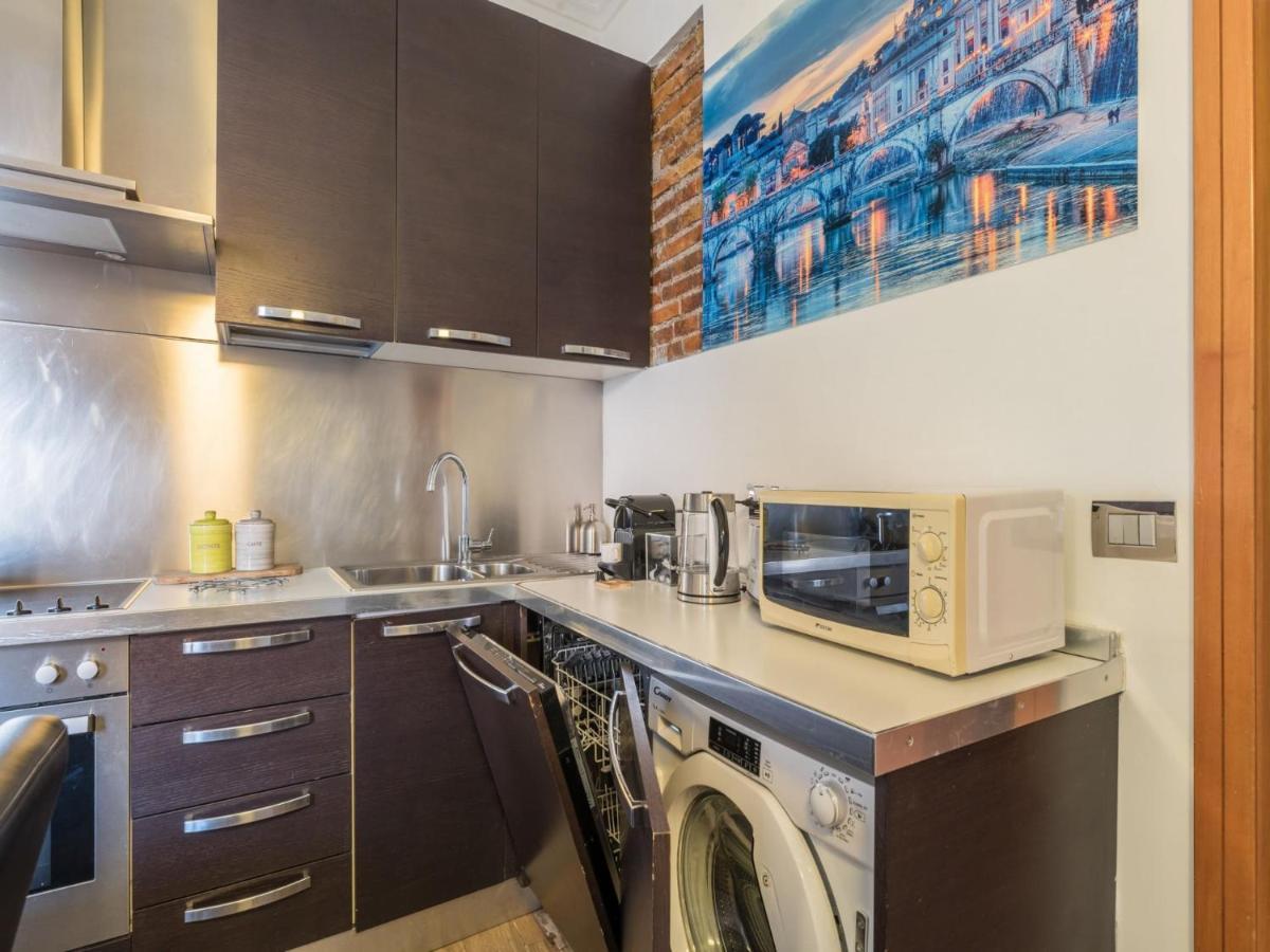 The Best Rent - Elegant Three-Bedroom Apartment A Few Steps From Fontana Di Trevi Ngoại thất bức ảnh